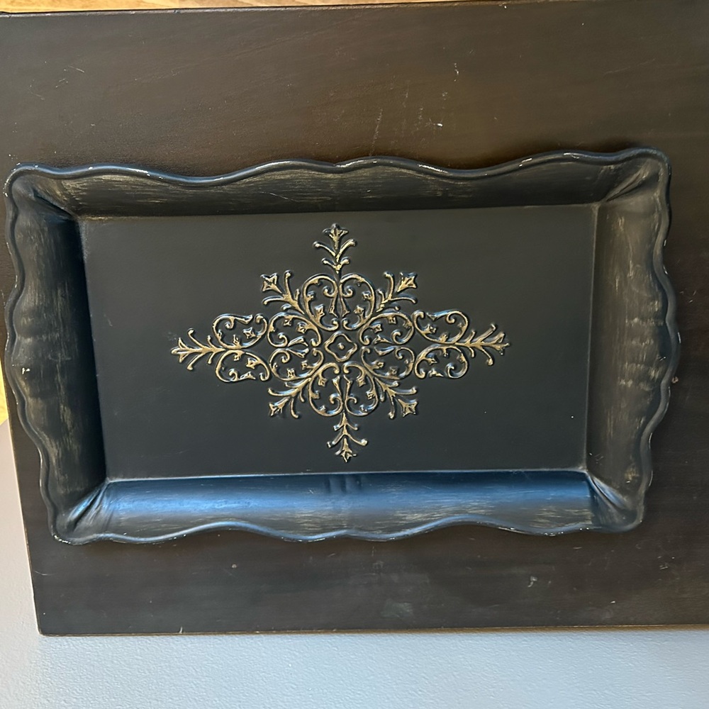 Southern Living Florentine Black Tray with Gold Accents